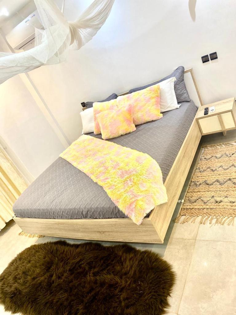 Luxury Suites Chester One Dakar Exterior photo