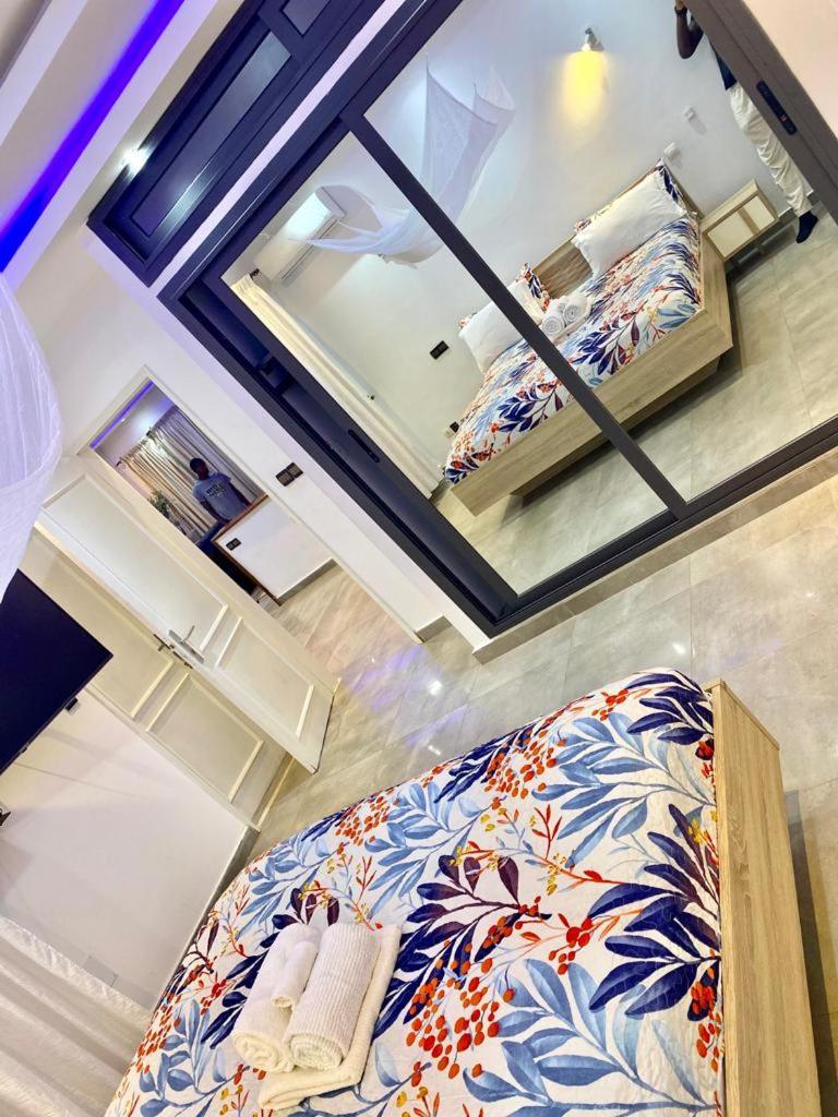 Luxury Suites Chester One Dakar Exterior photo