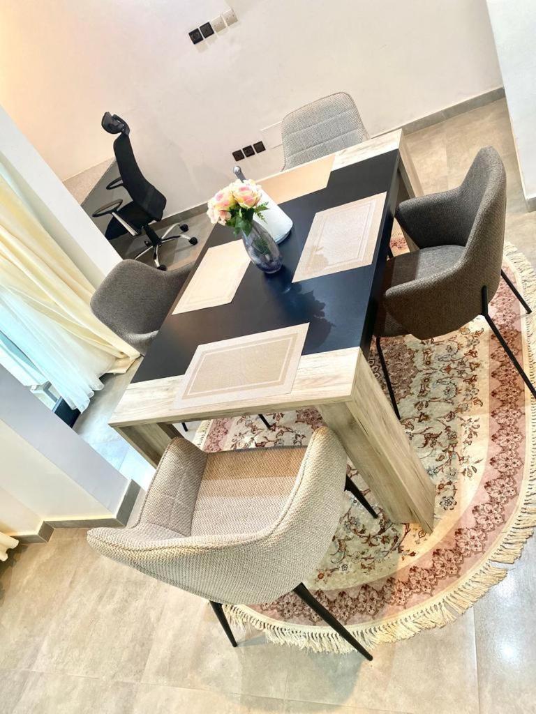Luxury Suites Chester One Dakar Exterior photo